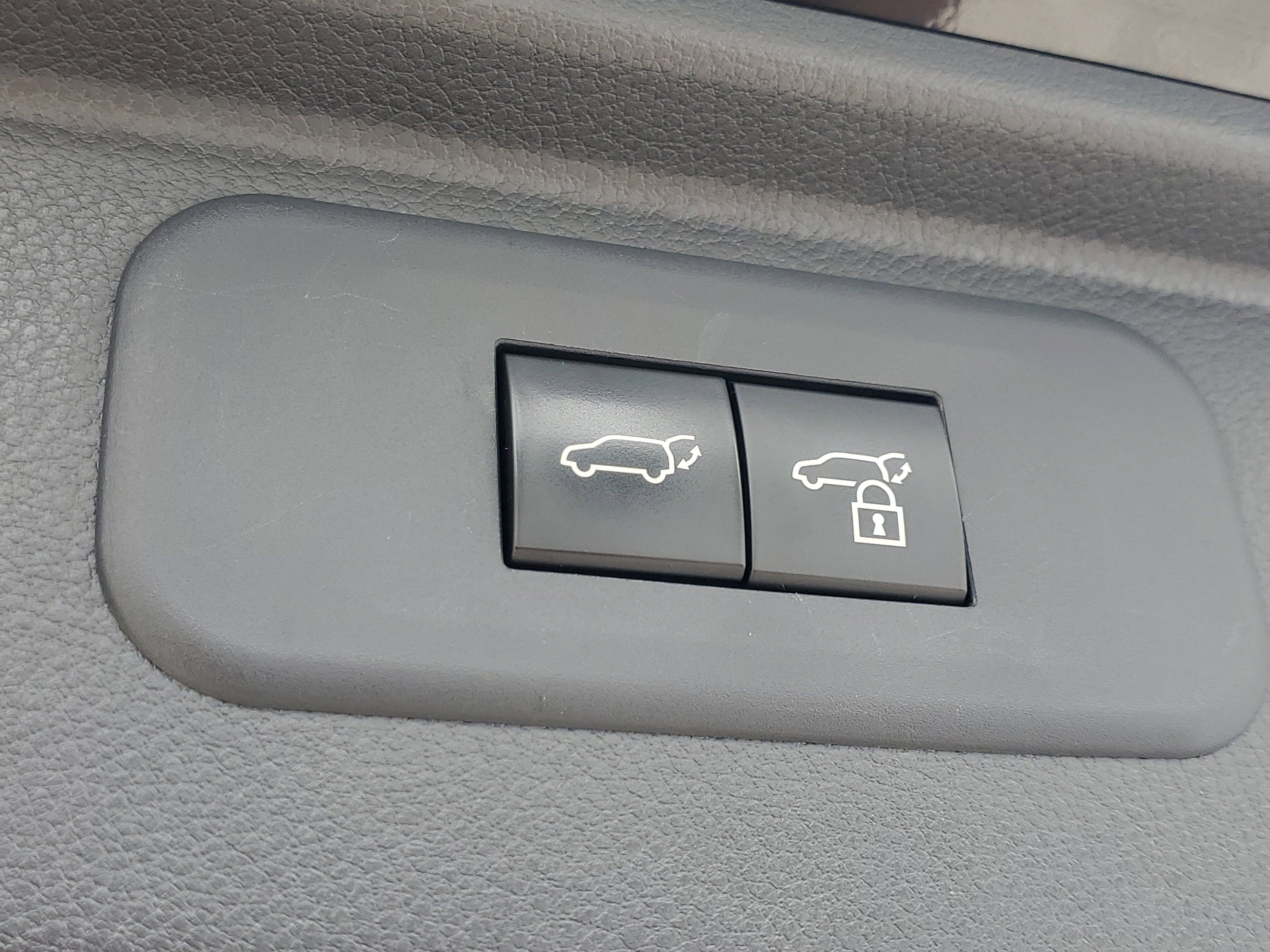 Certified 2025 Toyota Grand Highlander FWD image 10