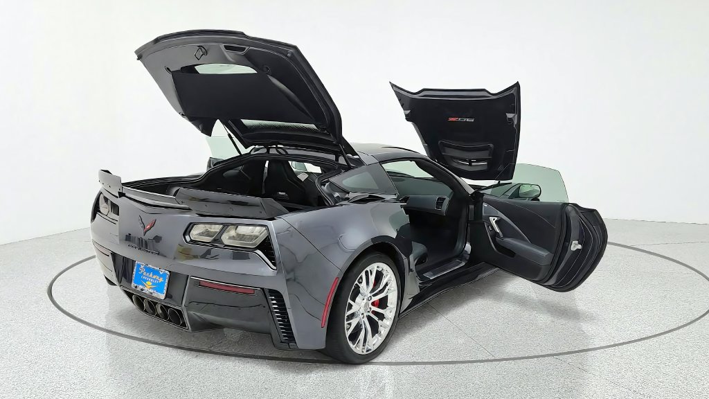 Used 2017 Chevrolet Corvette Z06 RWD image 14