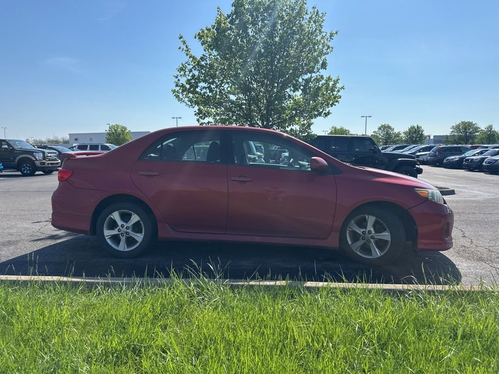 Used 2013 Toyota Corolla S FWD image 12