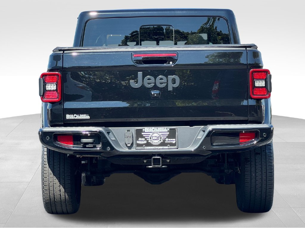 Used 2023 Jeep Gladiator Overland AWD/4WD image 6