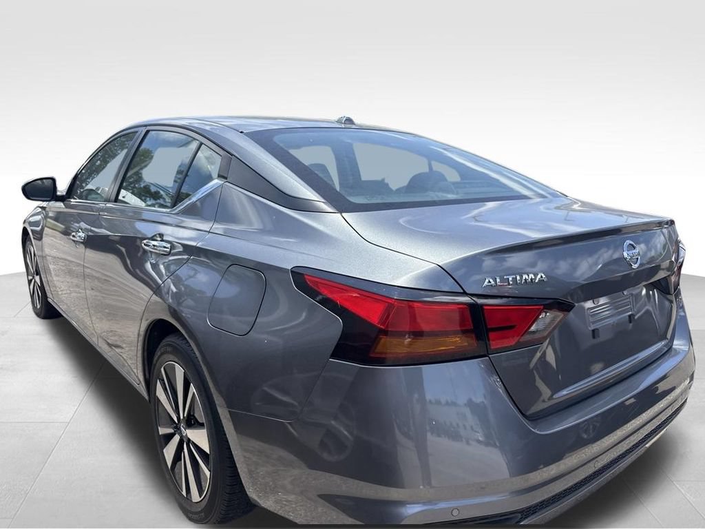 Used 2022 Nissan Altima 2.5 SV FWD image 15
