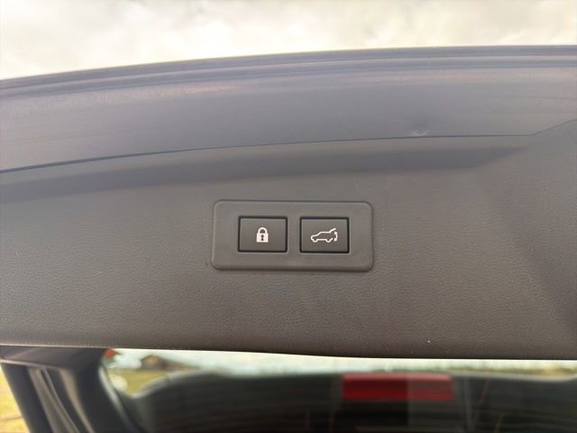 Used 2025 Subaru Outback Wilderness image 28