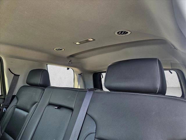 Used 2020 GMC Yukon SLT RWD image 11
