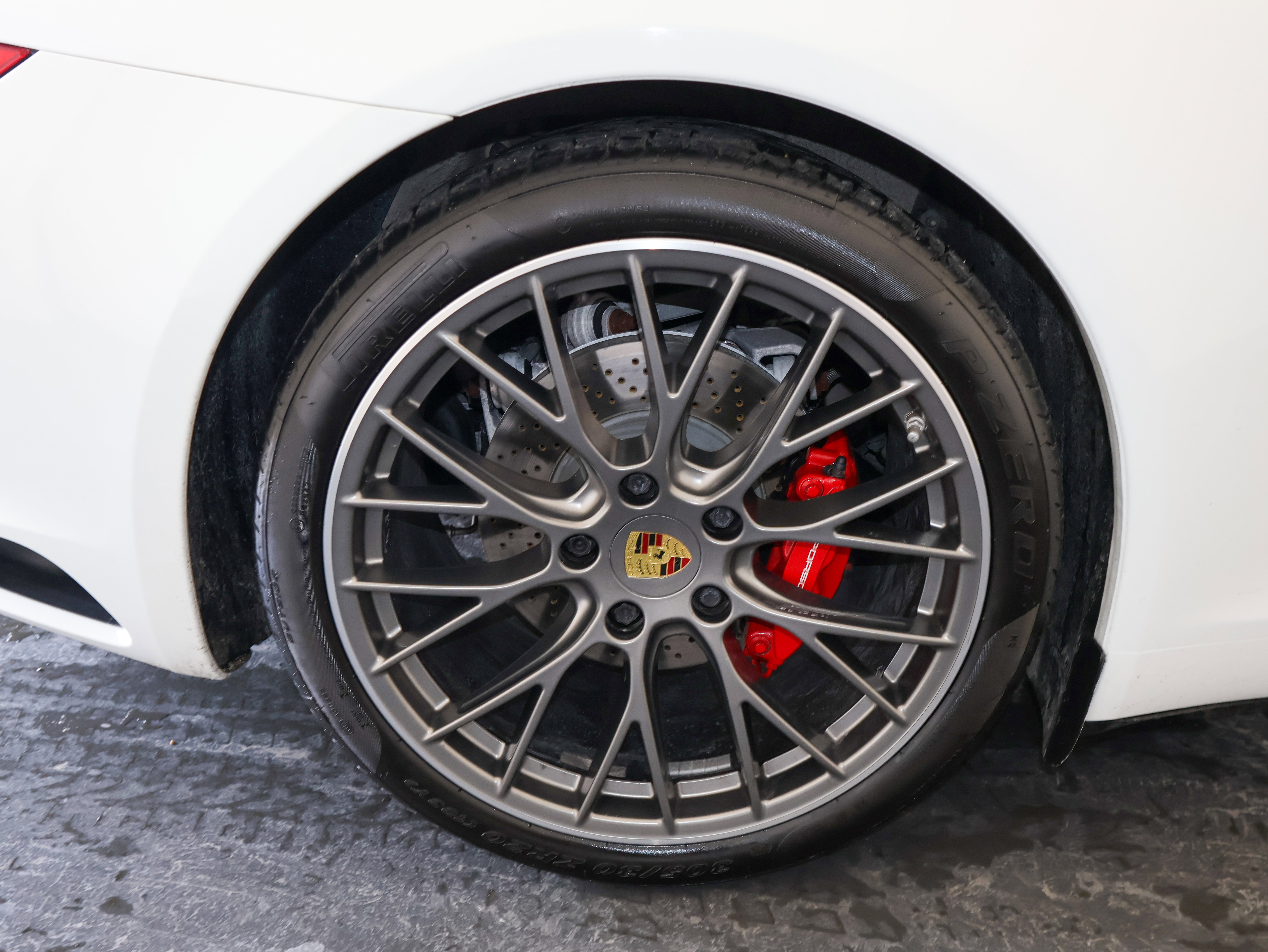 Used 2017 Porsche 911 Carrera S image 37