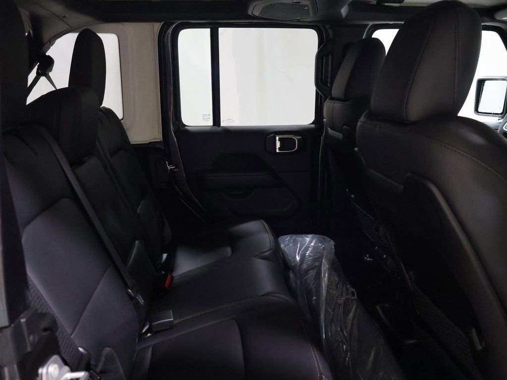 New 2025 Jeep Wrangler Sahara image 17