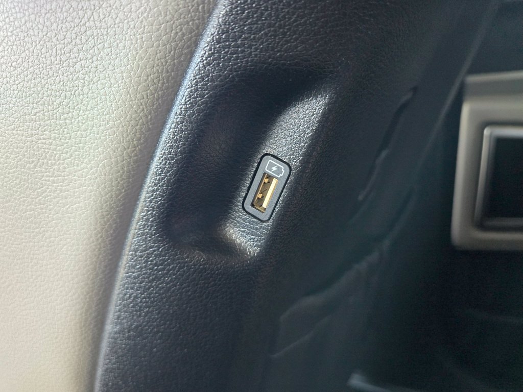 Used 2022 Kia Telluride EX FWD image 50