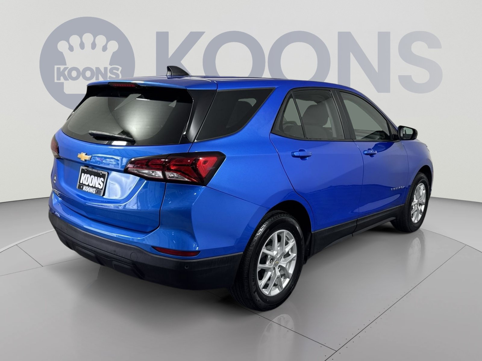 Used 2024 Chevrolet Equinox LS w/ Driver Confidence II Package FWD image 7