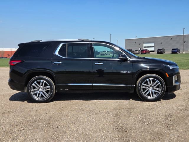Used 2023 Chevrolet Traverse High Country AWD/4WD image 2