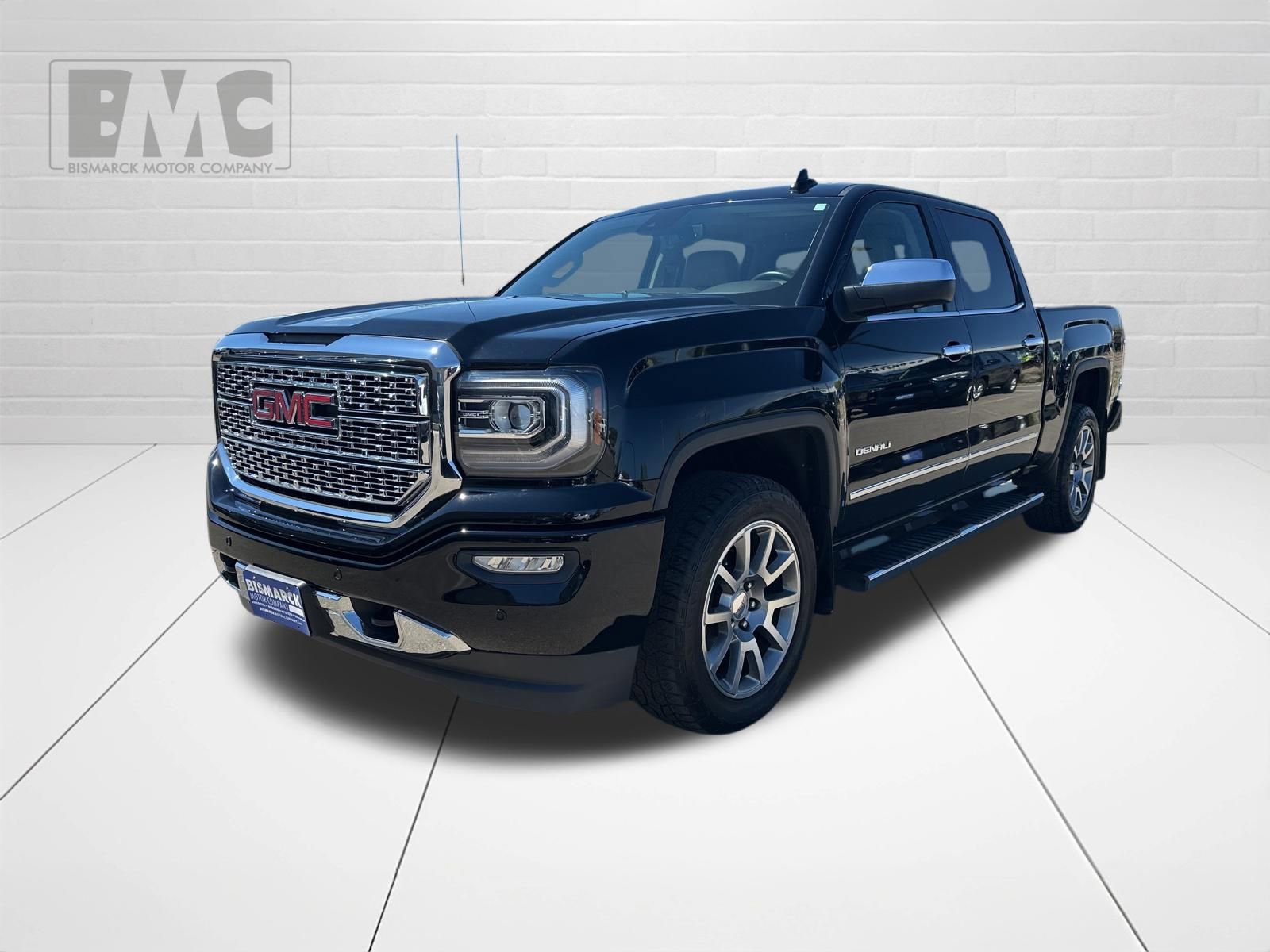 Used 2018 GMC Sierra 1500 Denali AWD/4WD image 1