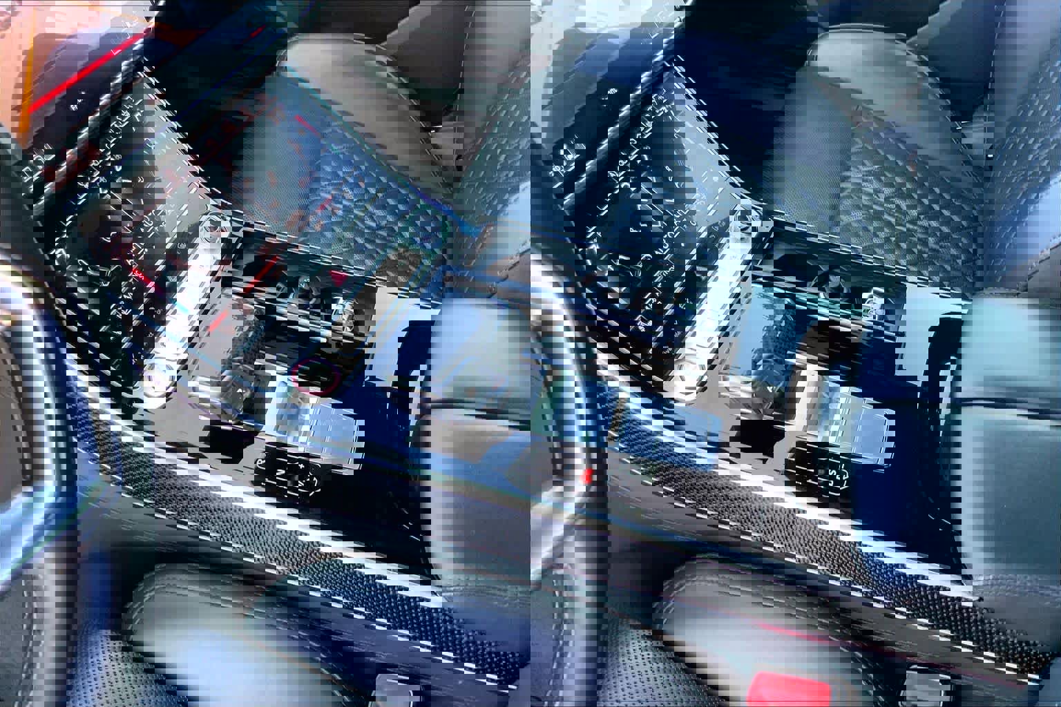 Used 2020 Audi S8 L w/ S8 Executive Package AWD/4WD image 15