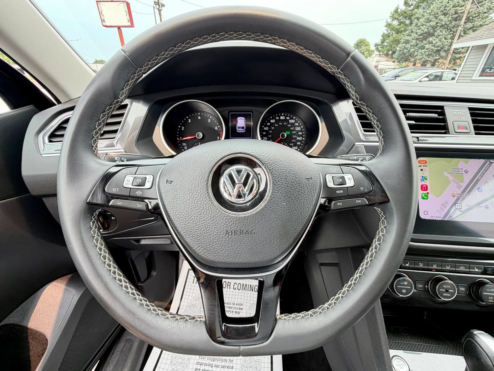 Used 2021 Volkswagen Tiguan SE w/ Panoramic Sunroof Package AWD/4WD image 32