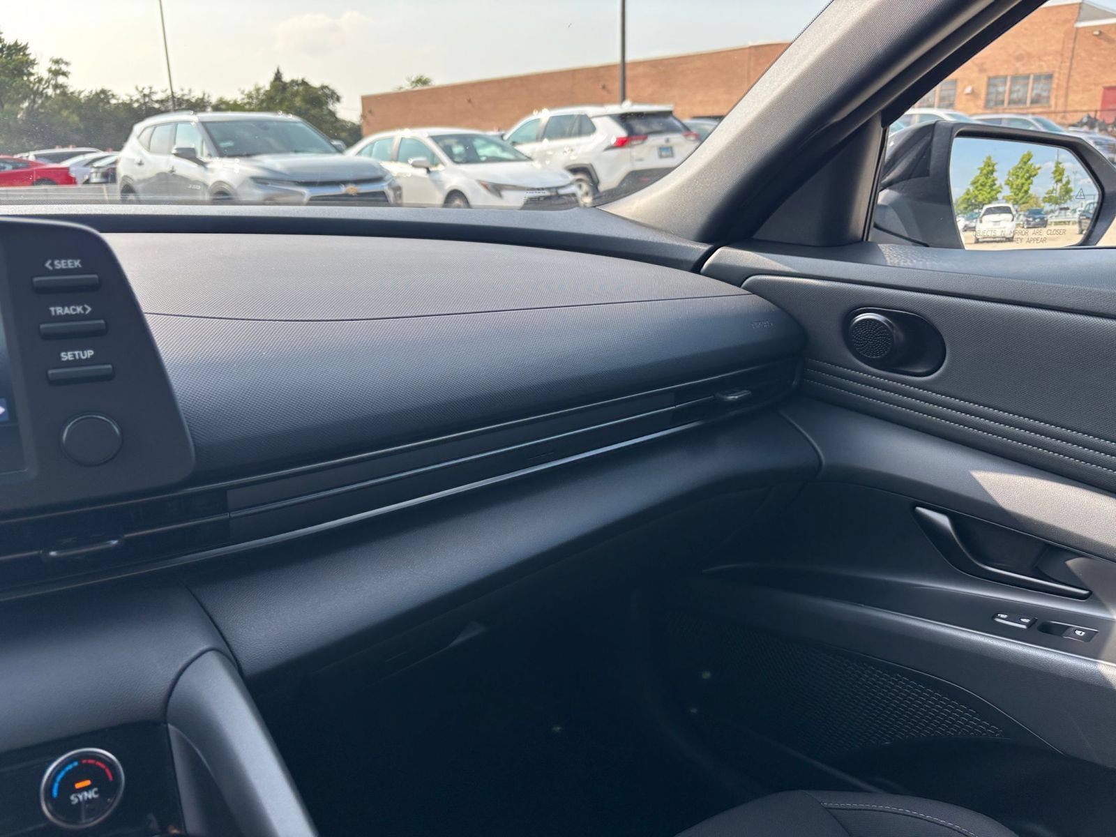 Used 2026 Hyundai Elantra Sport FWD image 32