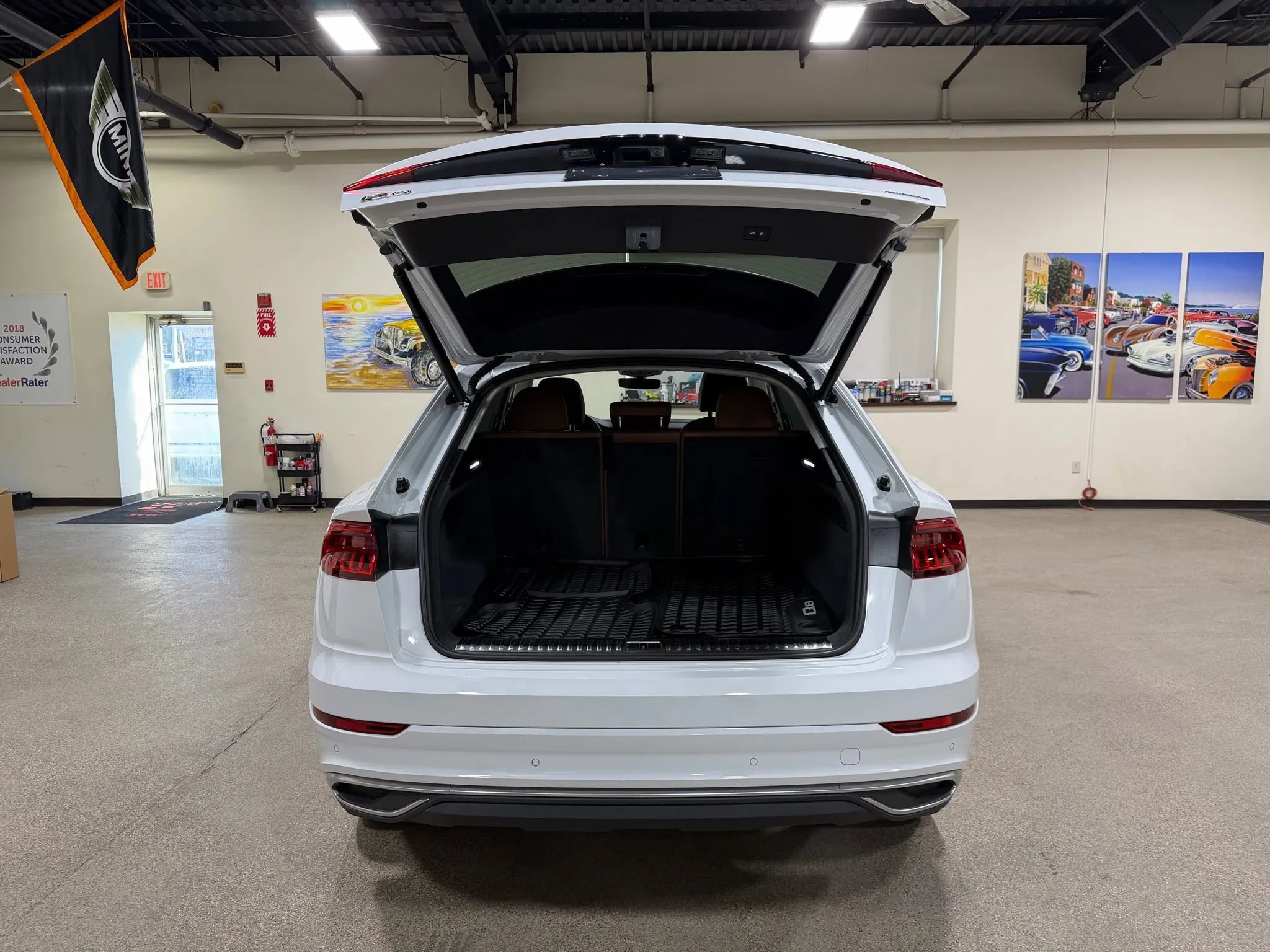 Used 2023 Audi Q8 Premium w/ Convenience Package image 21