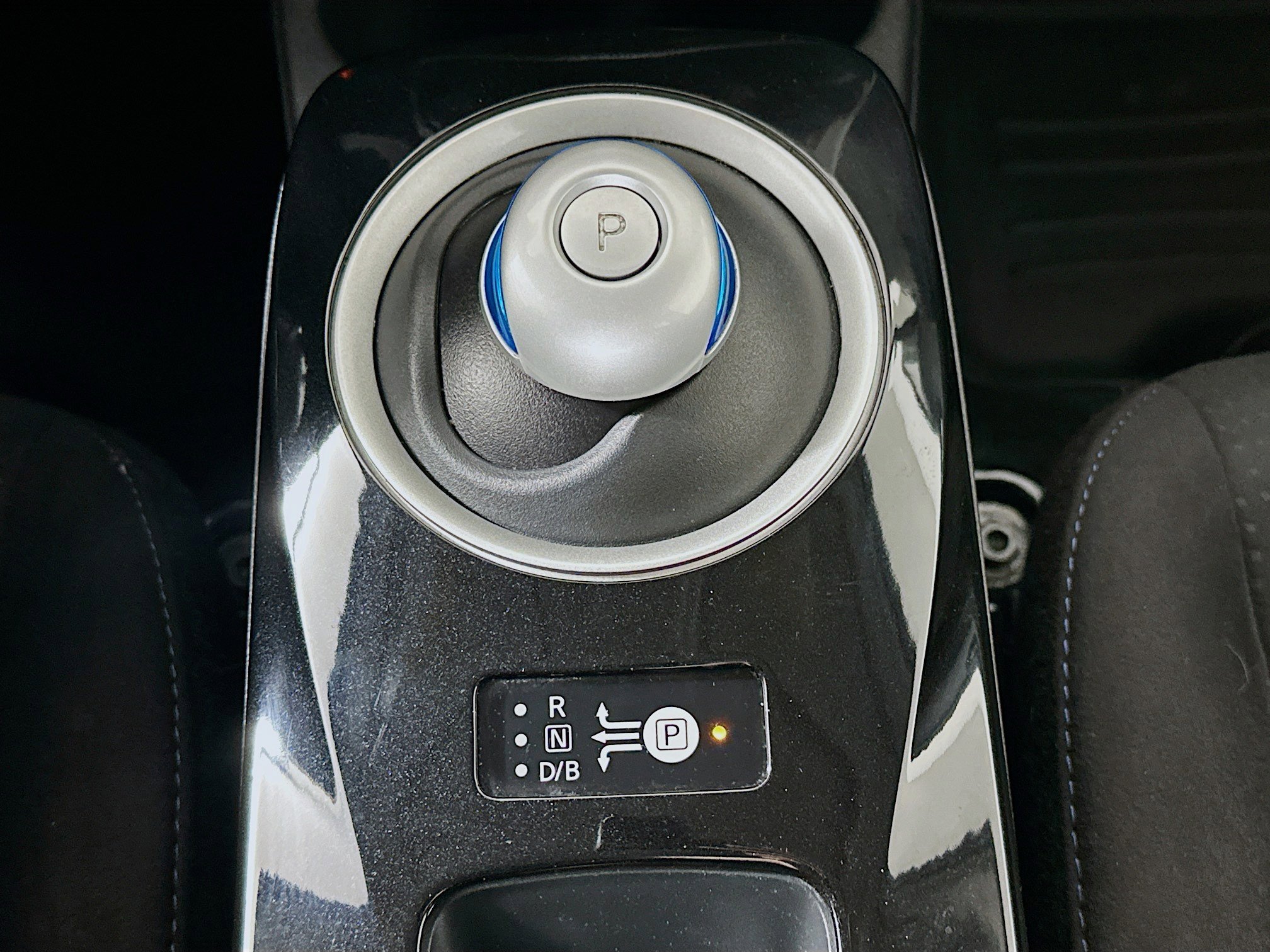 Used 2017 Nissan Leaf SV w/ Premium Package image 24