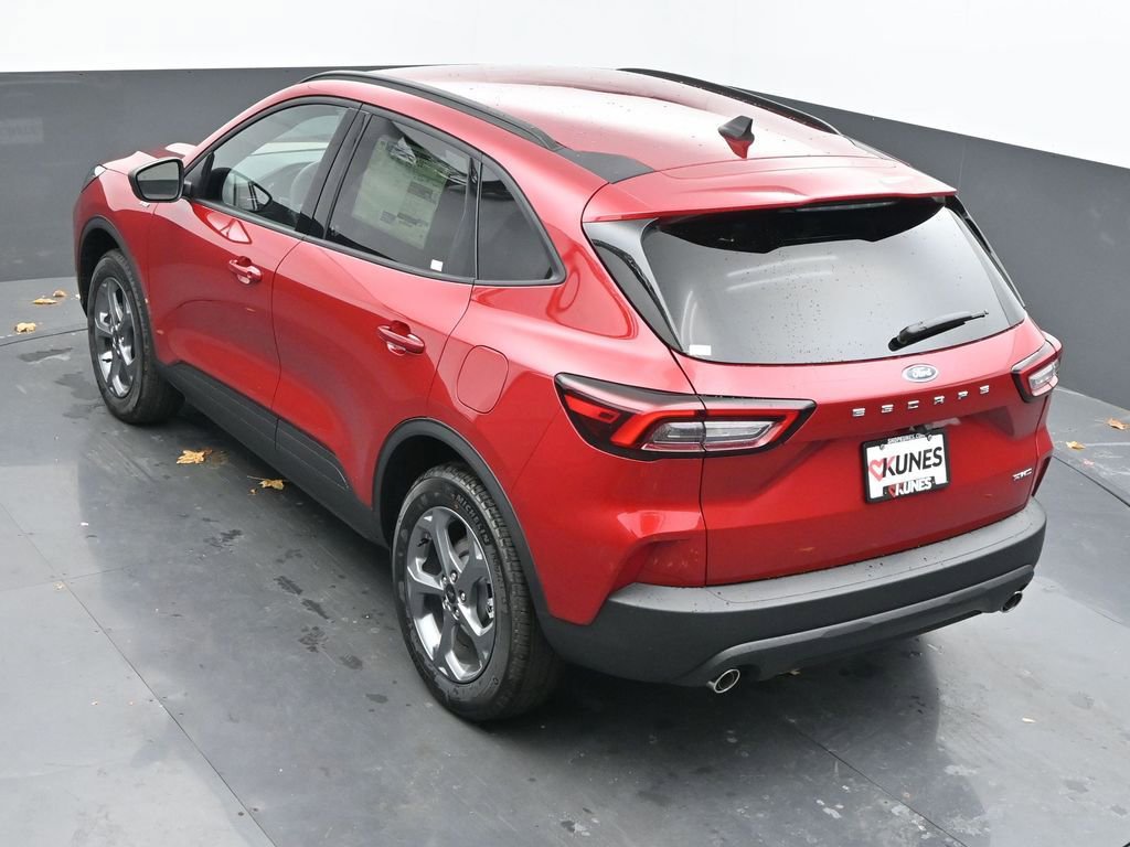 New 2026 Ford Escape ST-Line w/ Cold Weather Package image 40