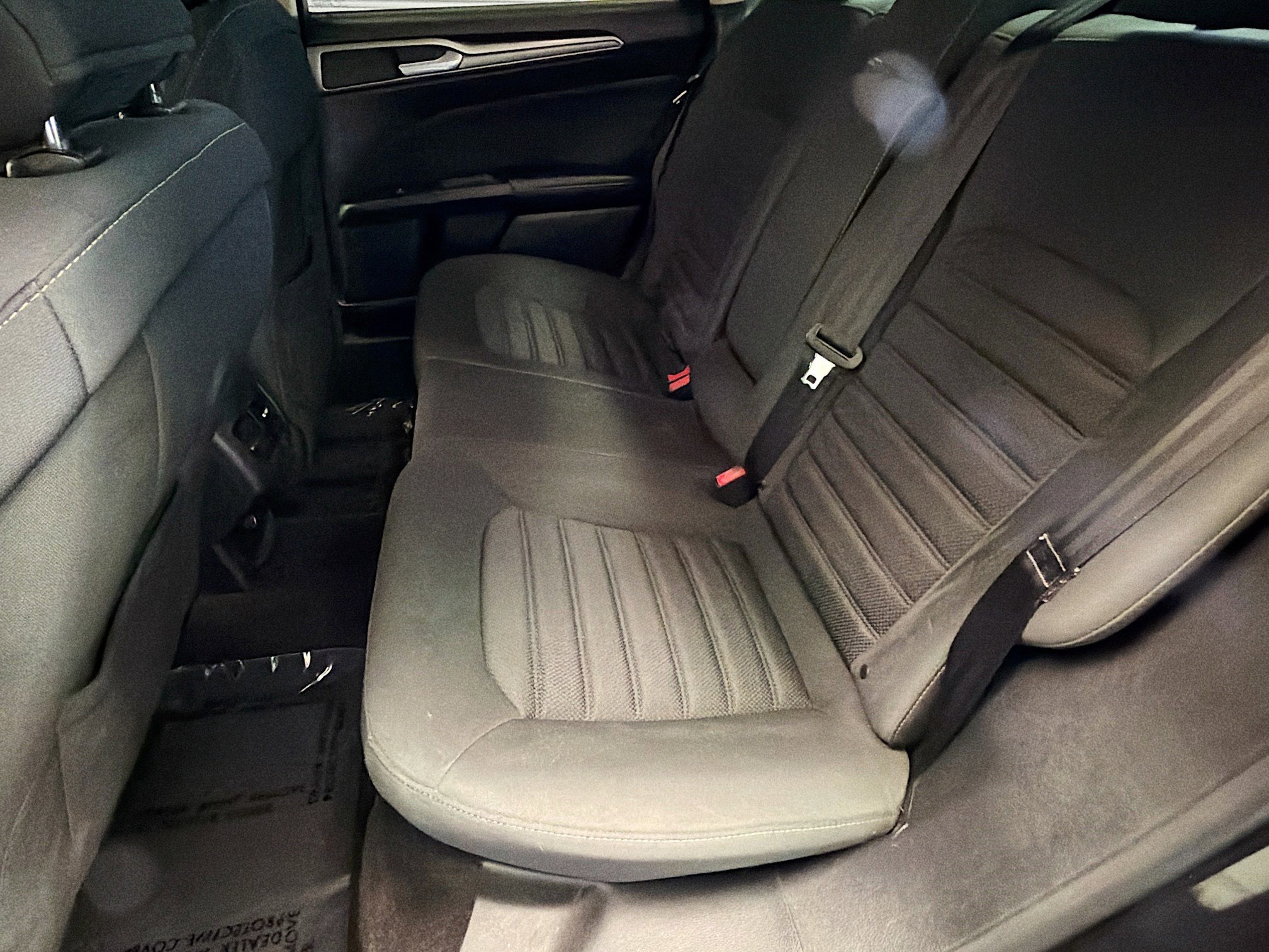 Used 2019 Ford Fusion SE image 12