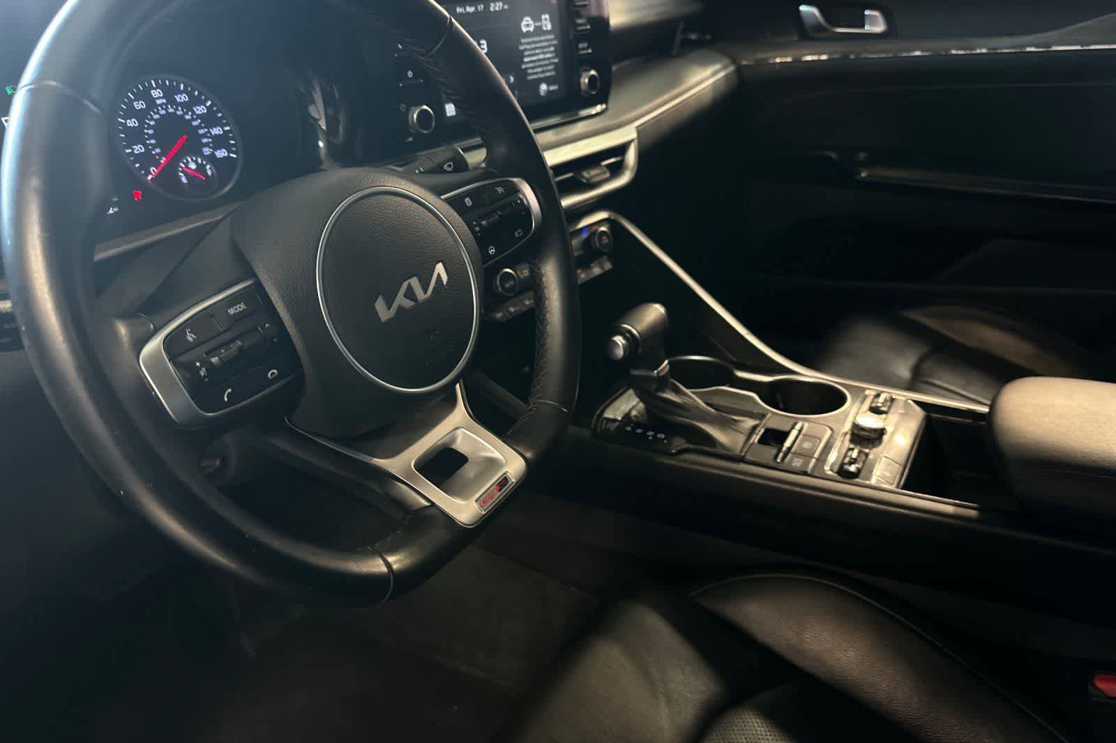 Used 2021 Kia K5 EX image 14