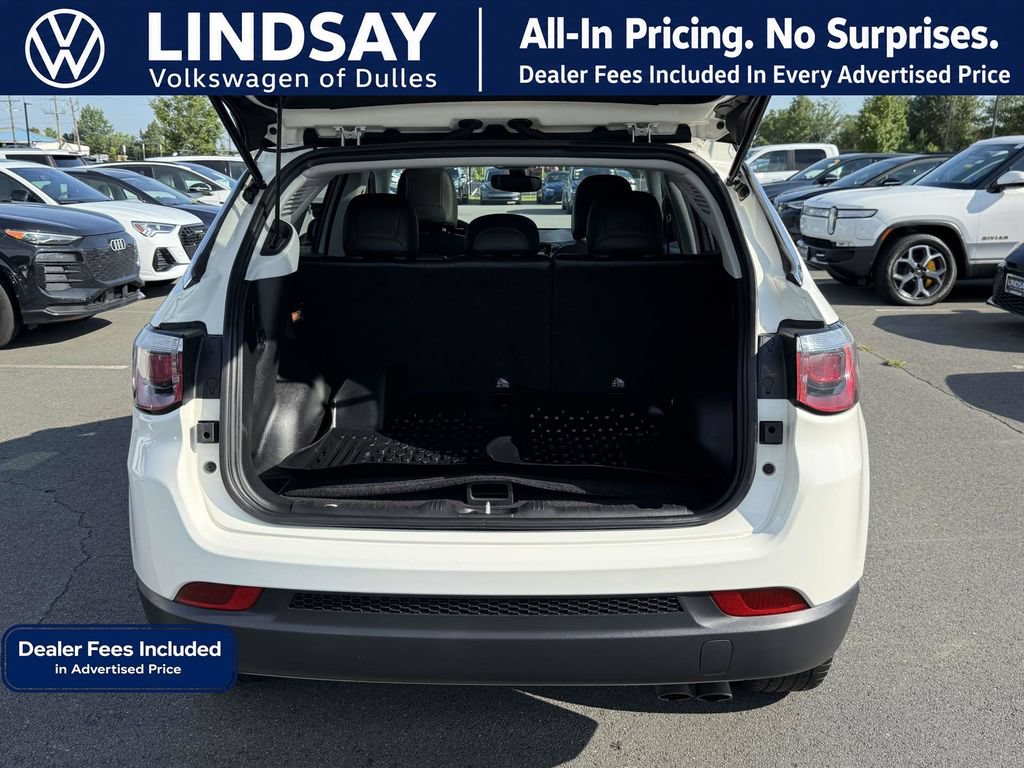 Used 2019 Jeep Compass Limited AWD/4WD image 13