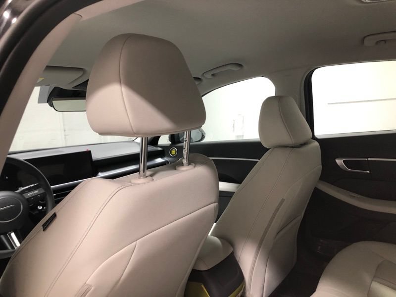 New 2026 Hyundai Sonata SE FWD image 16
