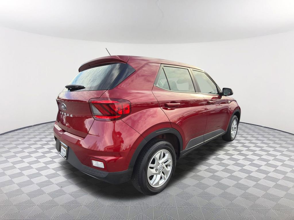 Used 2024 Hyundai Venue SE image 5