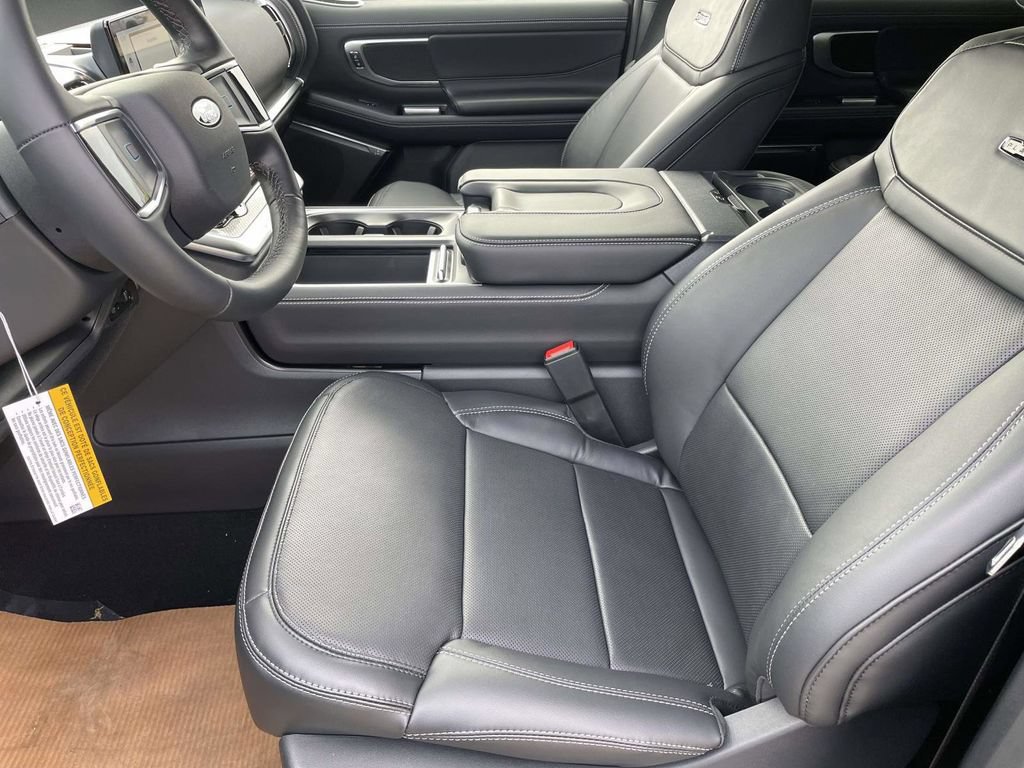 New 2026 Ford Expedition Platinum w/ Stealth Appearance Package AWD/4WD image 13