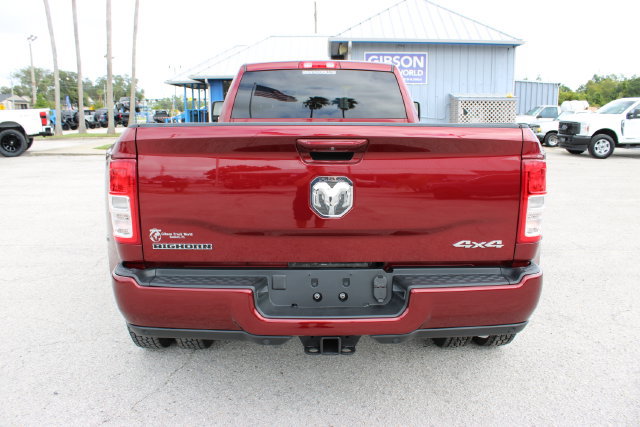 Used 2024 RAM 3500 Big Horn w/ Sport Appearance Package AWD/4WD image 9
