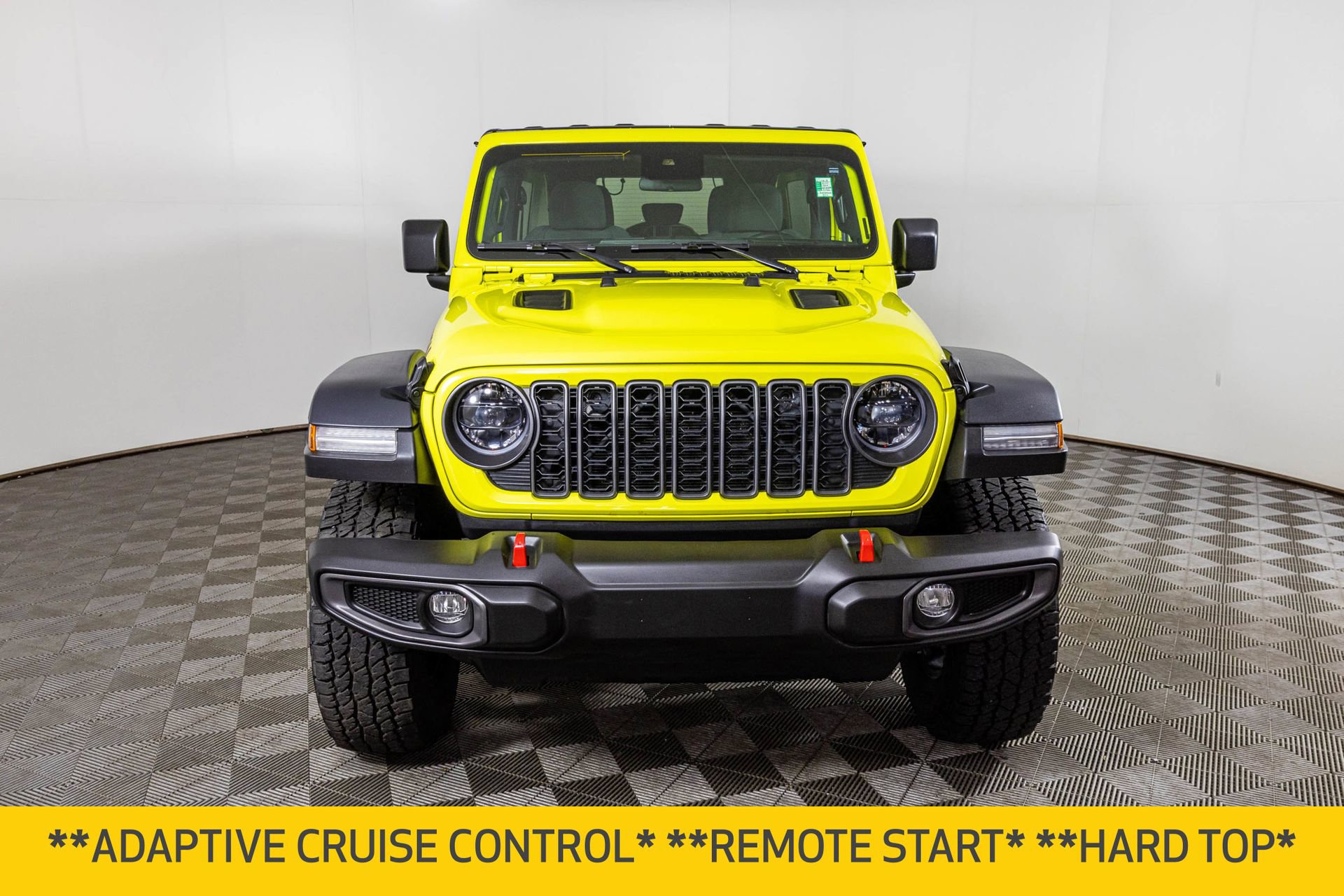 Used 2024 Jeep Wrangler Unlimited Rubicon w/ Convenience Group image 7