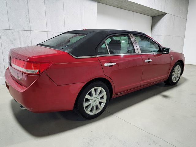 Used 2012 Lincoln MKZ image 23