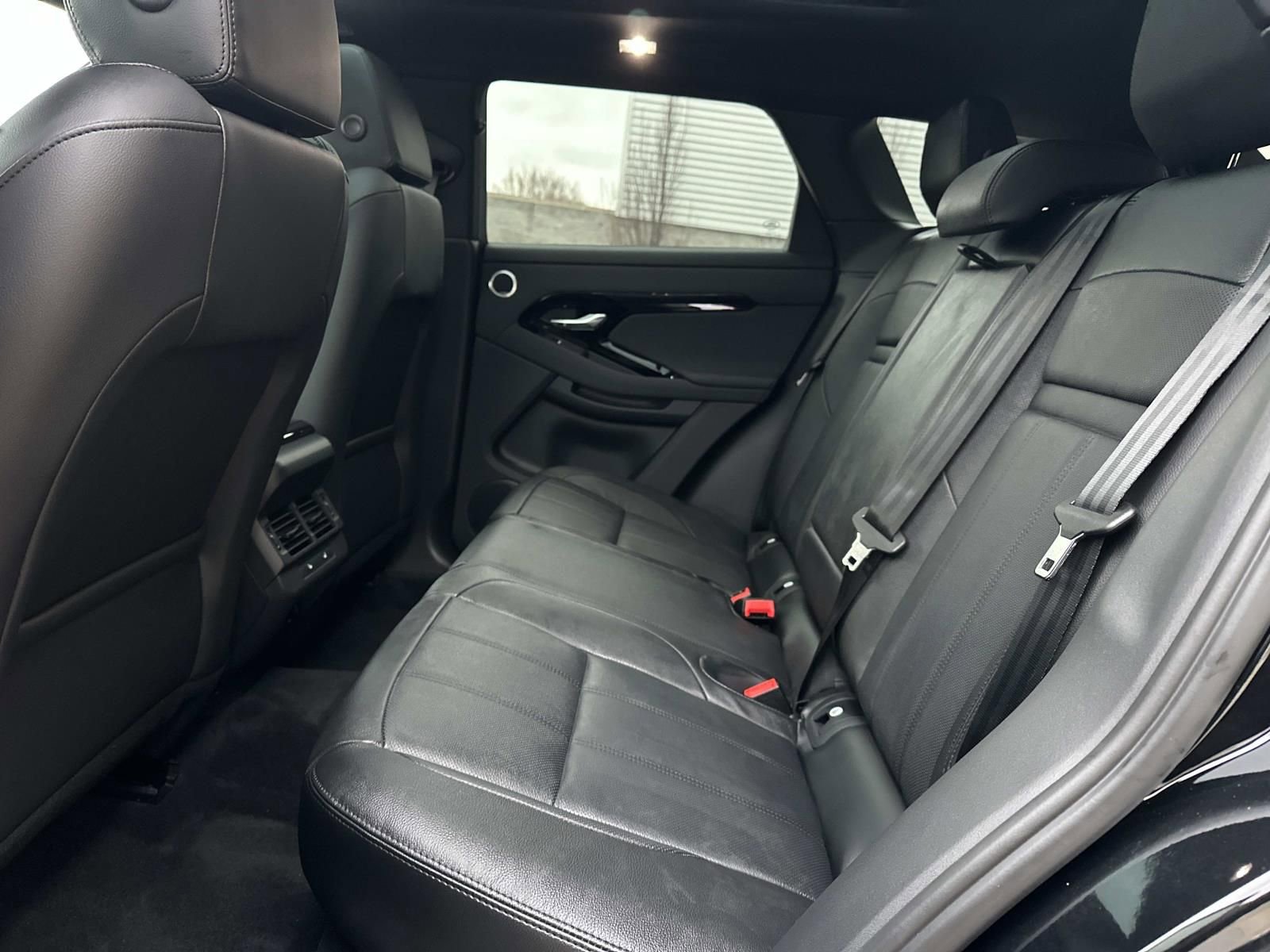 New 2026 Land Rover Range Rover Evoque Dynamic SE image 19