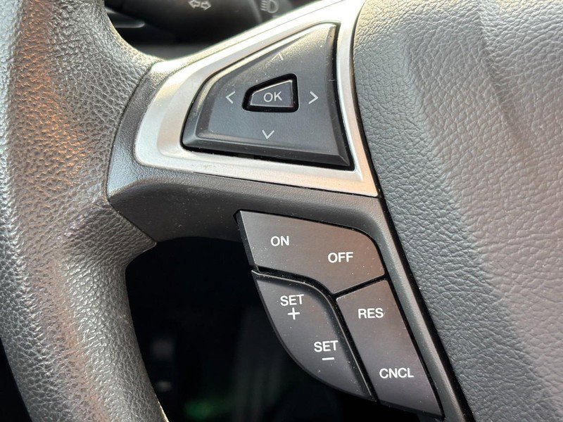 Used 2016 Ford Fusion SE w/ SE Cold Weather Package image 18