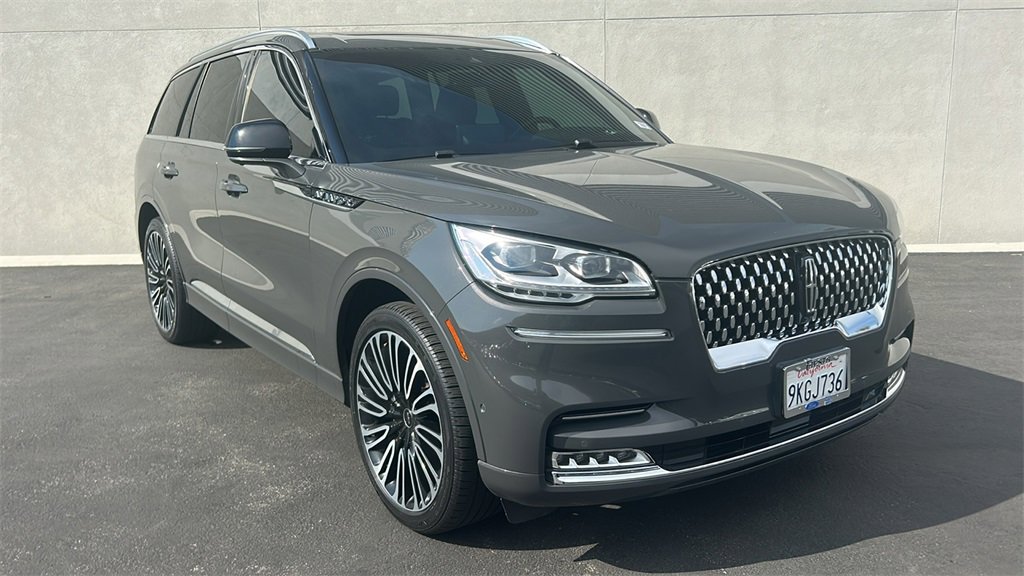 Used 2023 Lincoln Aviator Black Label image 1