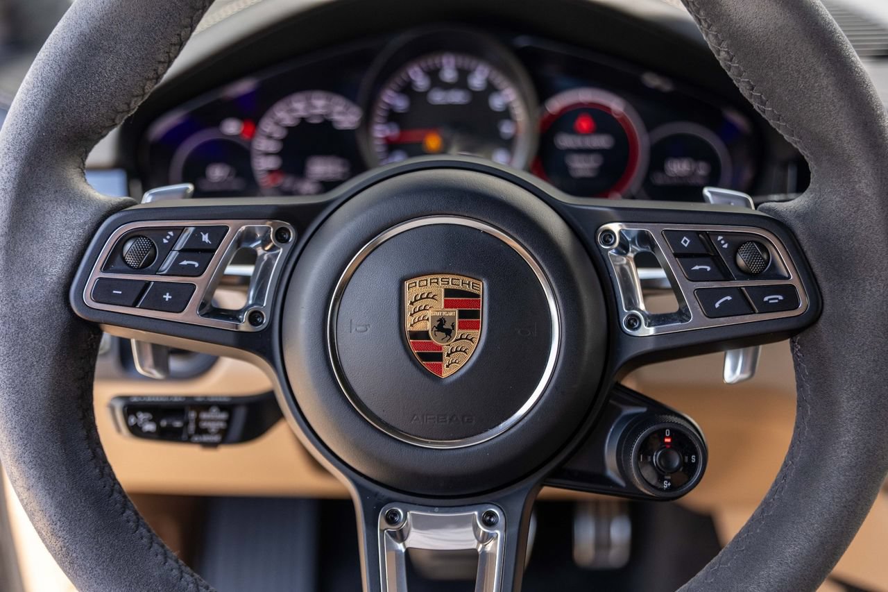 Used 2020 Porsche Cayenne Turbo AWD/4WD image 21