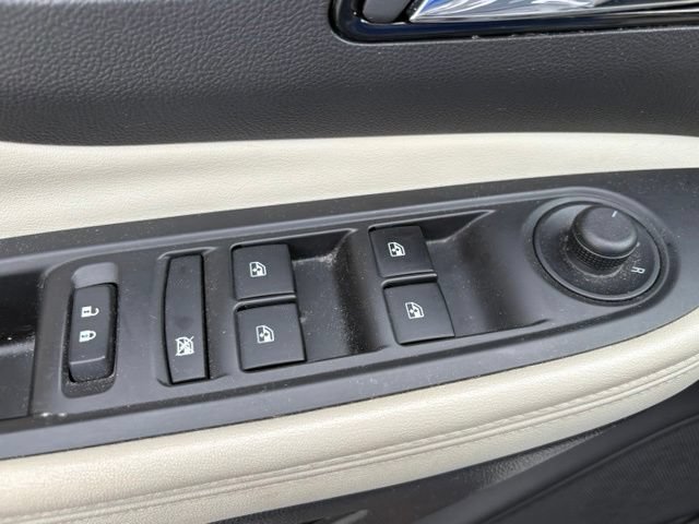 Used 2019 Buick Encore Essence AWD/4WD image 12