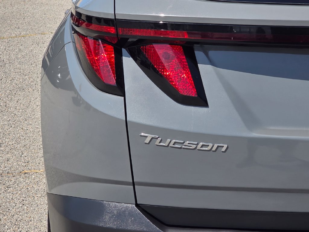 Used 2025 Hyundai Tucson SEL FWD image 8
