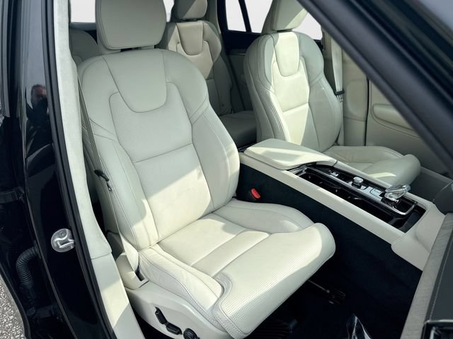 Certified 2024 Volvo XC90 B6 Ultimate w/ Lounge Package AWD/4WD image 31