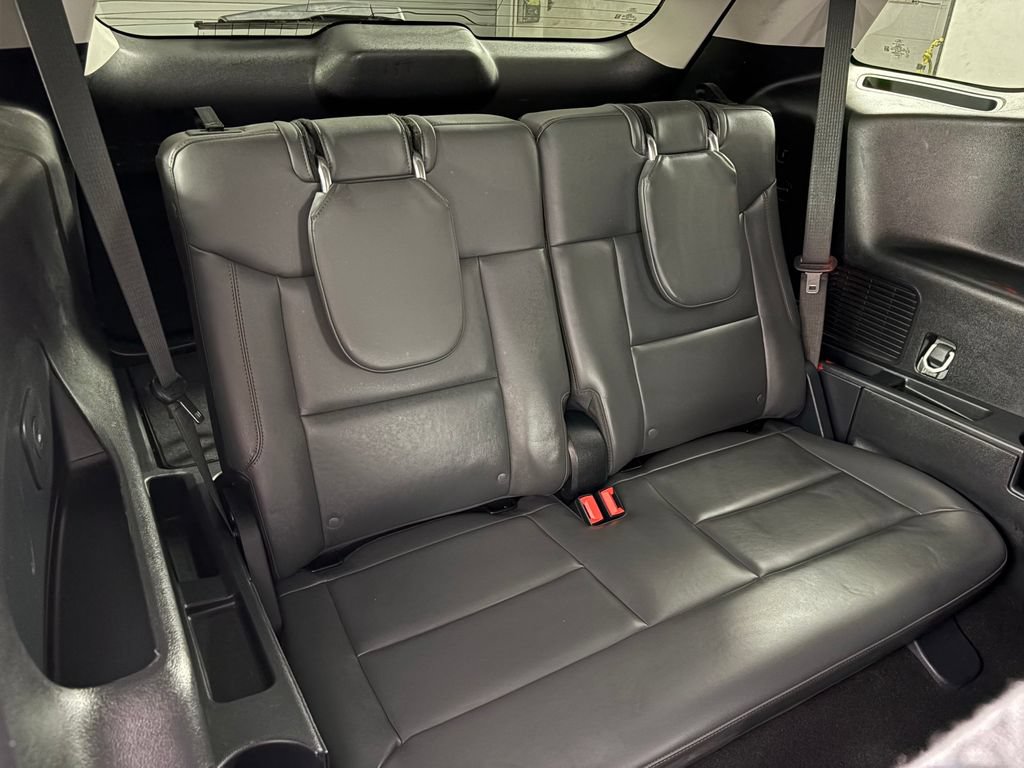 Certified 2025 Ford Explorer Active w/ Active Comfort Package AWD/4WD image 35
