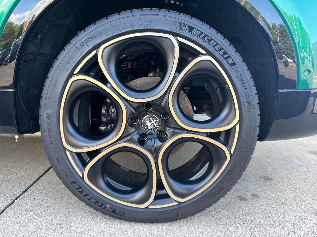 New 2025 Alfa Romeo Tonale AWD/4WD image 26