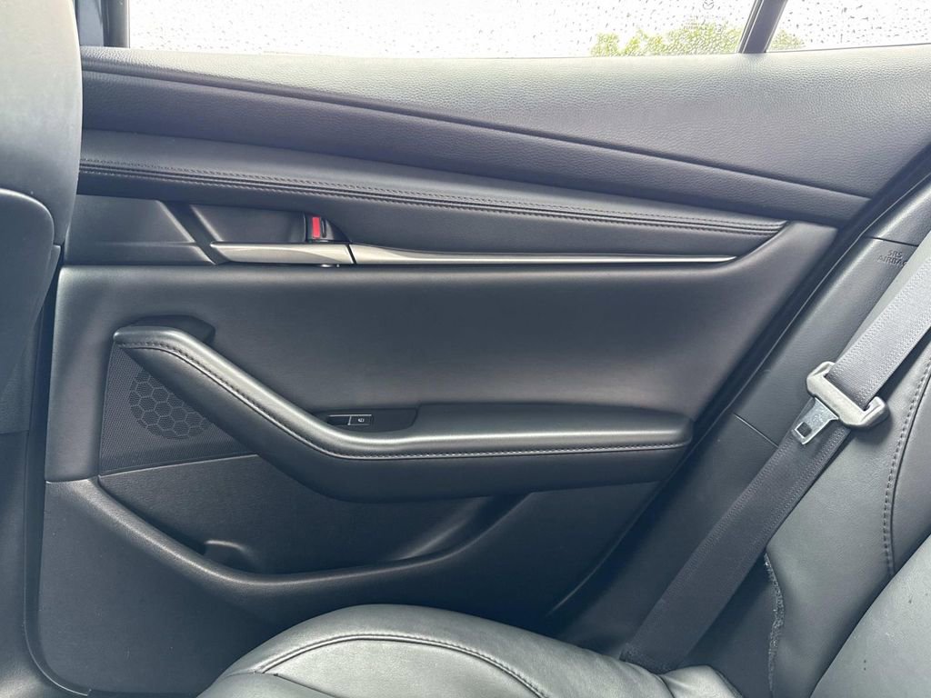 Used 2024 MAZDA MAZDA3 s image 16