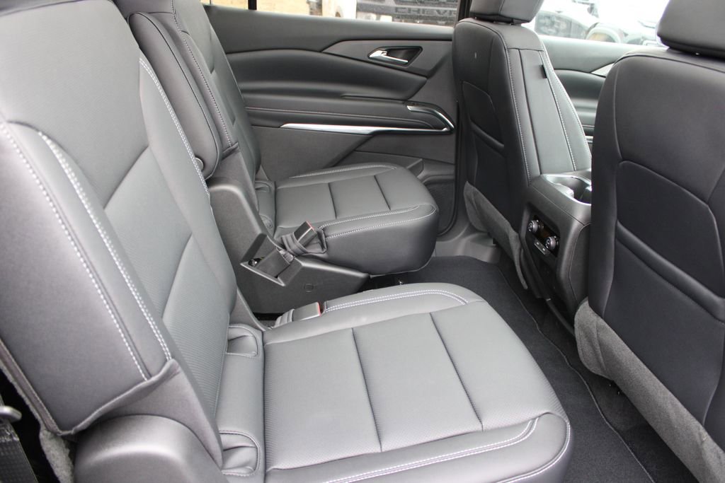 New 2026 Chevrolet Traverse LT w/ Sun and Wheel Package image 23
