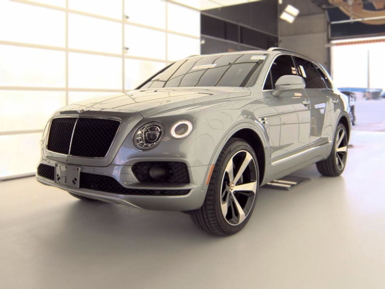 Used 2019 Bentley Bentayga AWD/4WD image 5