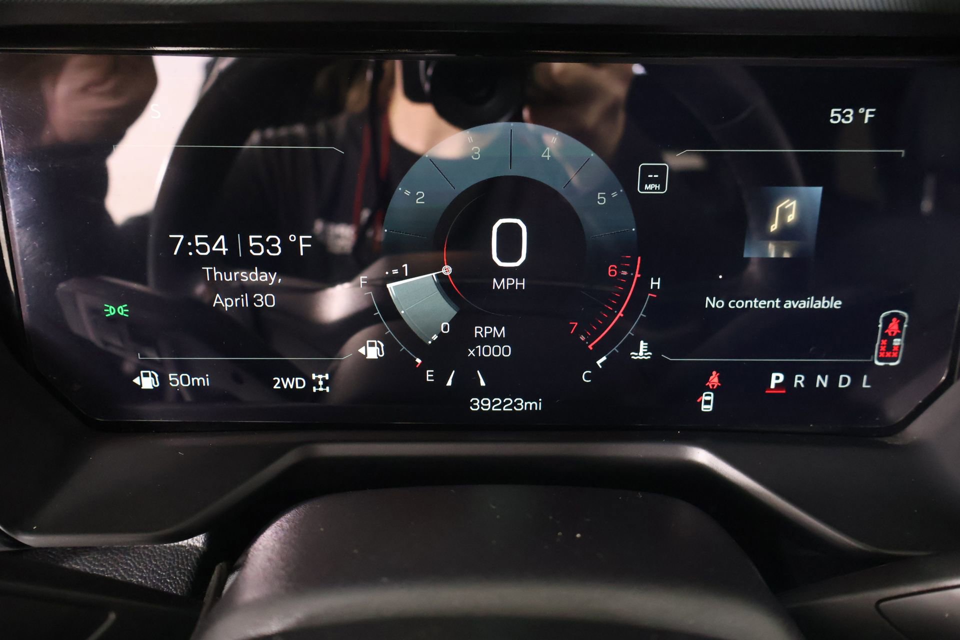 Used 2025 GMC Acadia AT4 AWD/4WD image 4
