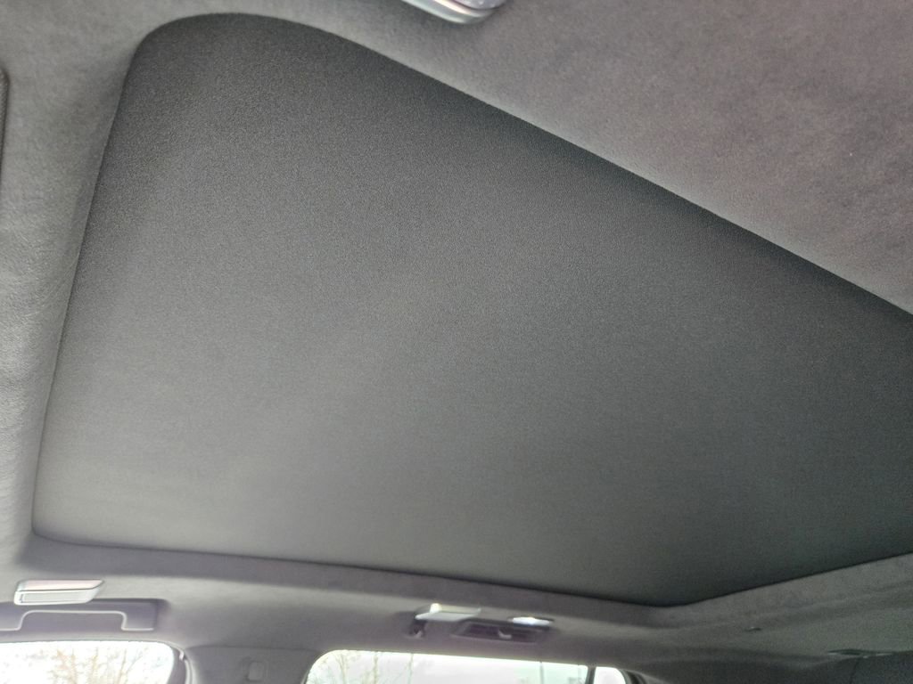 New 2026 Cadillac Escalade ESV Platinum Sport w/ LPO, ONYX Package image 21