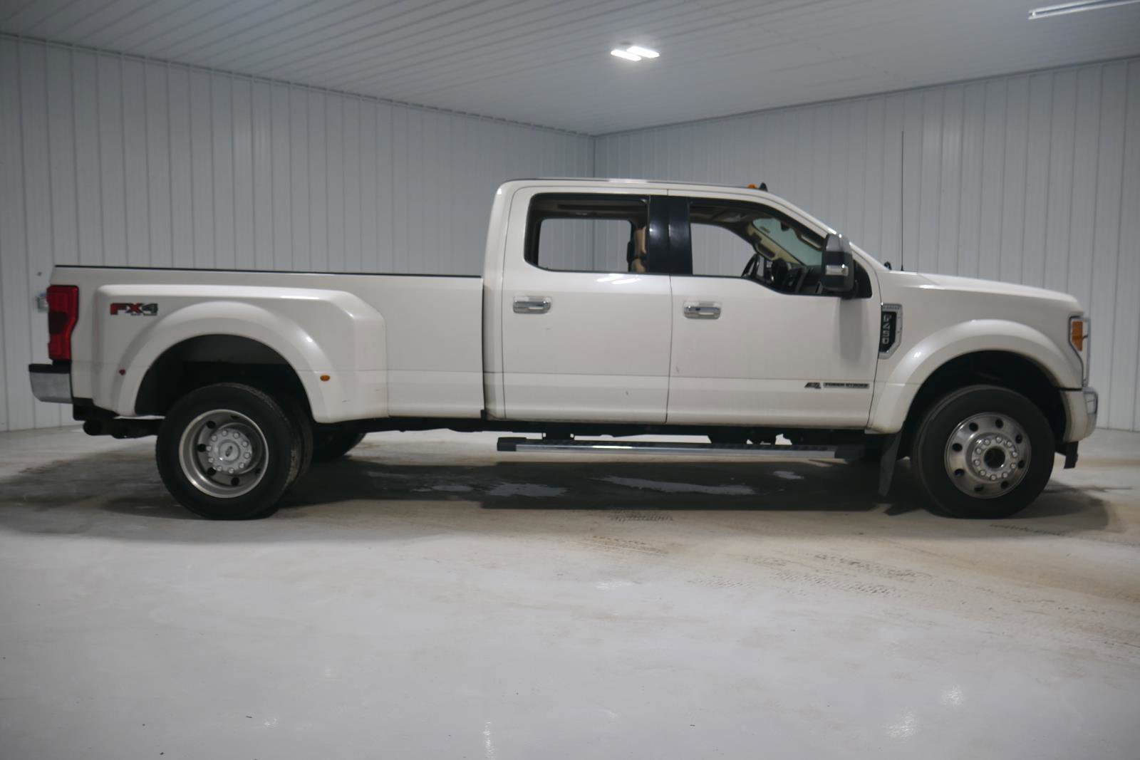 Used 2019 Ford F450 Lariat w/ Lariat Ultimate Package image 4