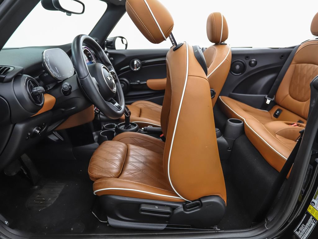 Used 2023 MINI Cooper S w/ Signature Upholstery Package image 20