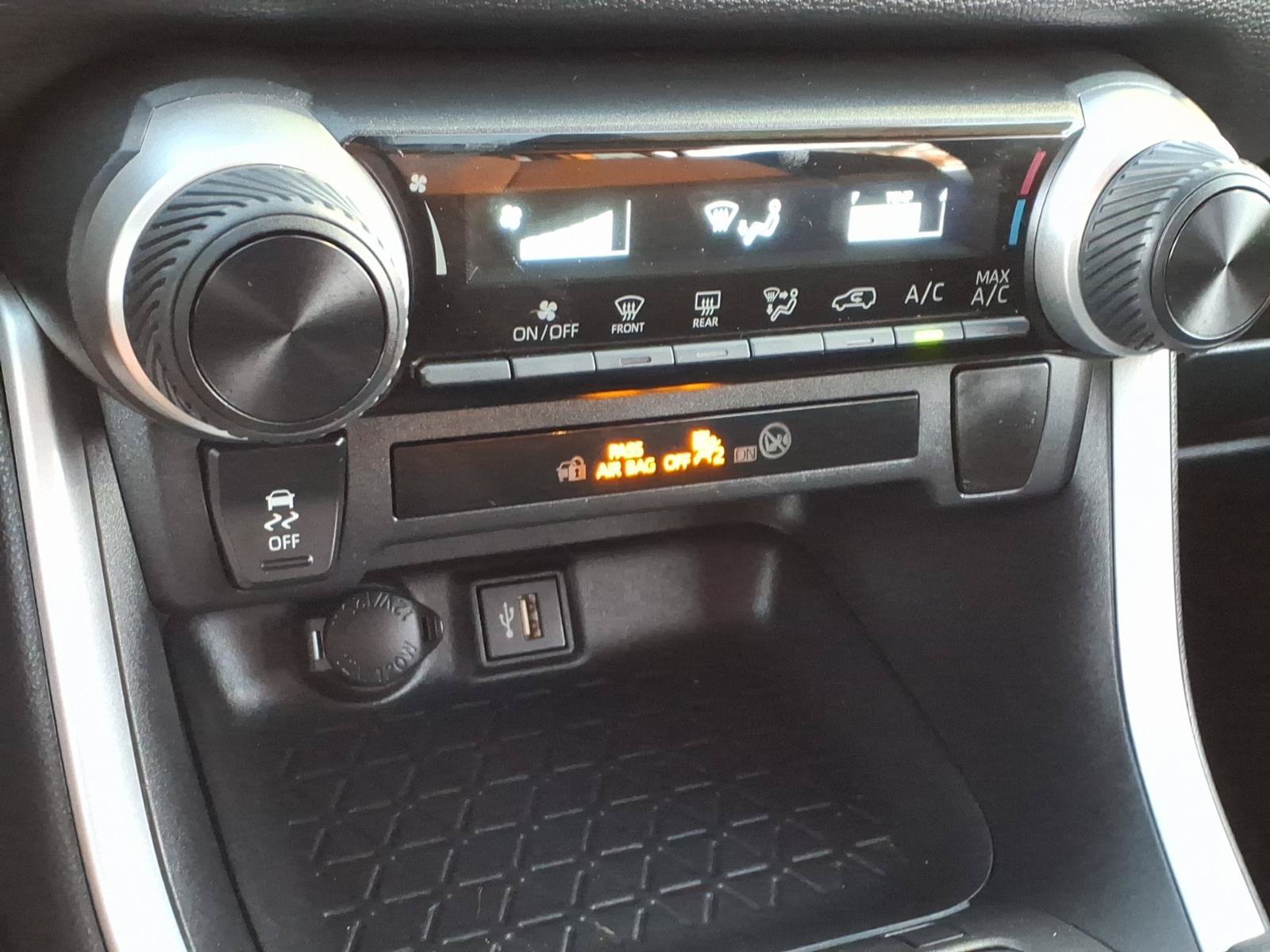 Certified 2023 Toyota RAV4 LE FWD image 18