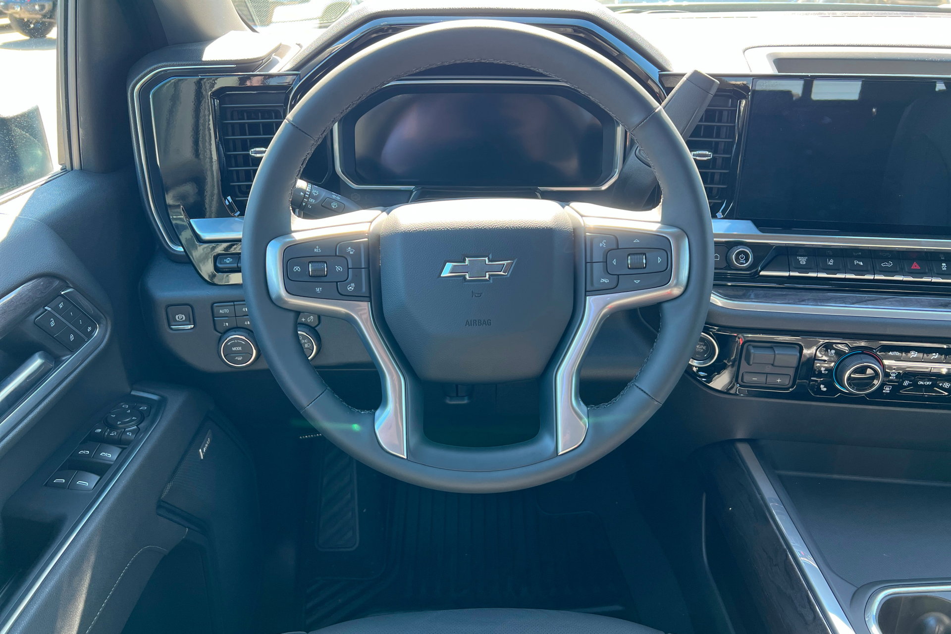 New 2026 Chevrolet Silverado 3500 LTZ w/ LTZ Plus Package AWD/4WD image 13