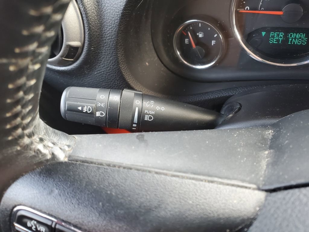 Used 2015 Jeep Wrangler Unlimited Sport w/ Connectivity Group image 18