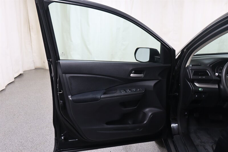 Used 2016 Honda CR-V LX image 16