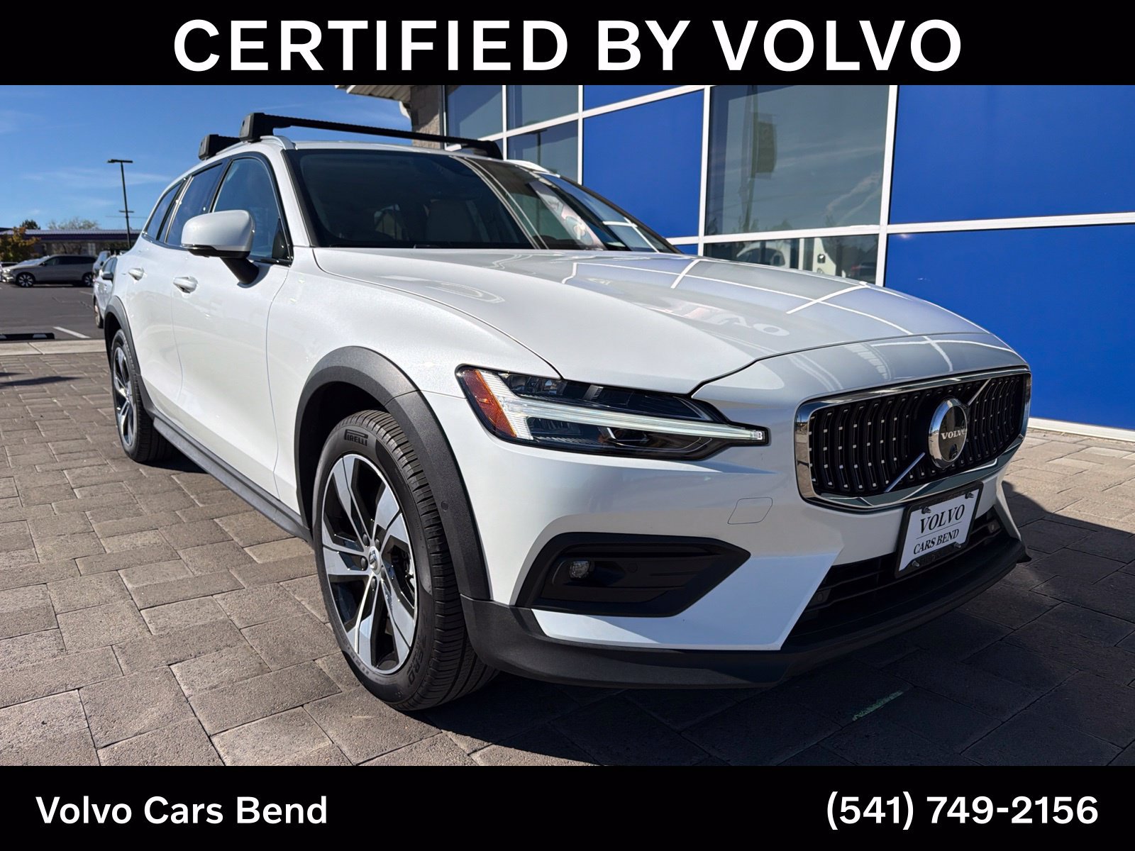Certified 2025 Volvo V60 B5 Cross Country Plus AWD/4WD image 2