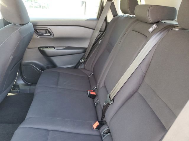 Used 2024 Nissan Rogue S image 12